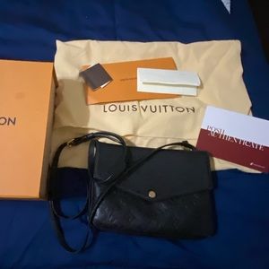 Louis Vuitton Crossbody black Twice twinset M empriente